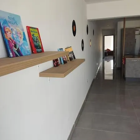 Sorriso Flat N.9 - Entire Unit Apartman San Pawl il-Baħar Kültér fotó