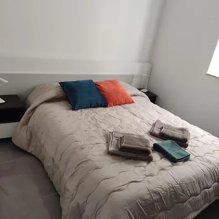 Sorriso Flat N.9 - Entire Unit Apartman San Pawl il-Baħar Kültér fotó