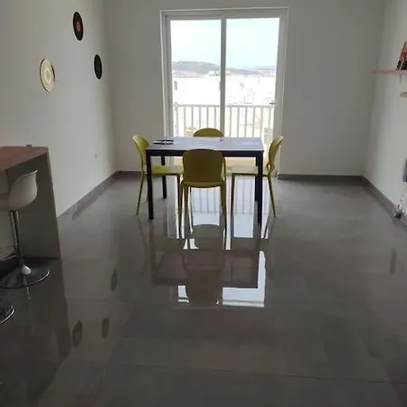 Sorriso Flat N.9 - Entire Unit Apartman San Pawl il-Baħar Kültér fotó