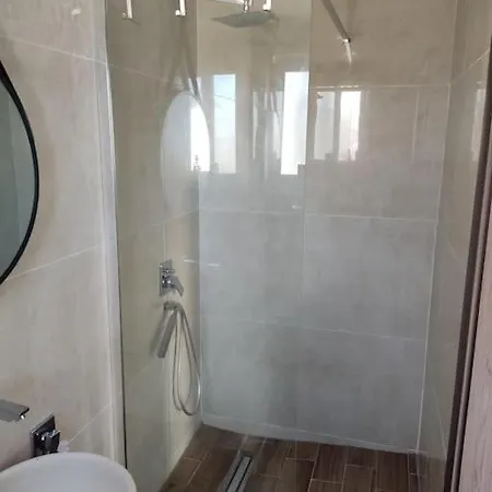 Sorriso Flat N.9 - Entire Unit Apartman San Pawl il-Baħar Kültér fotó